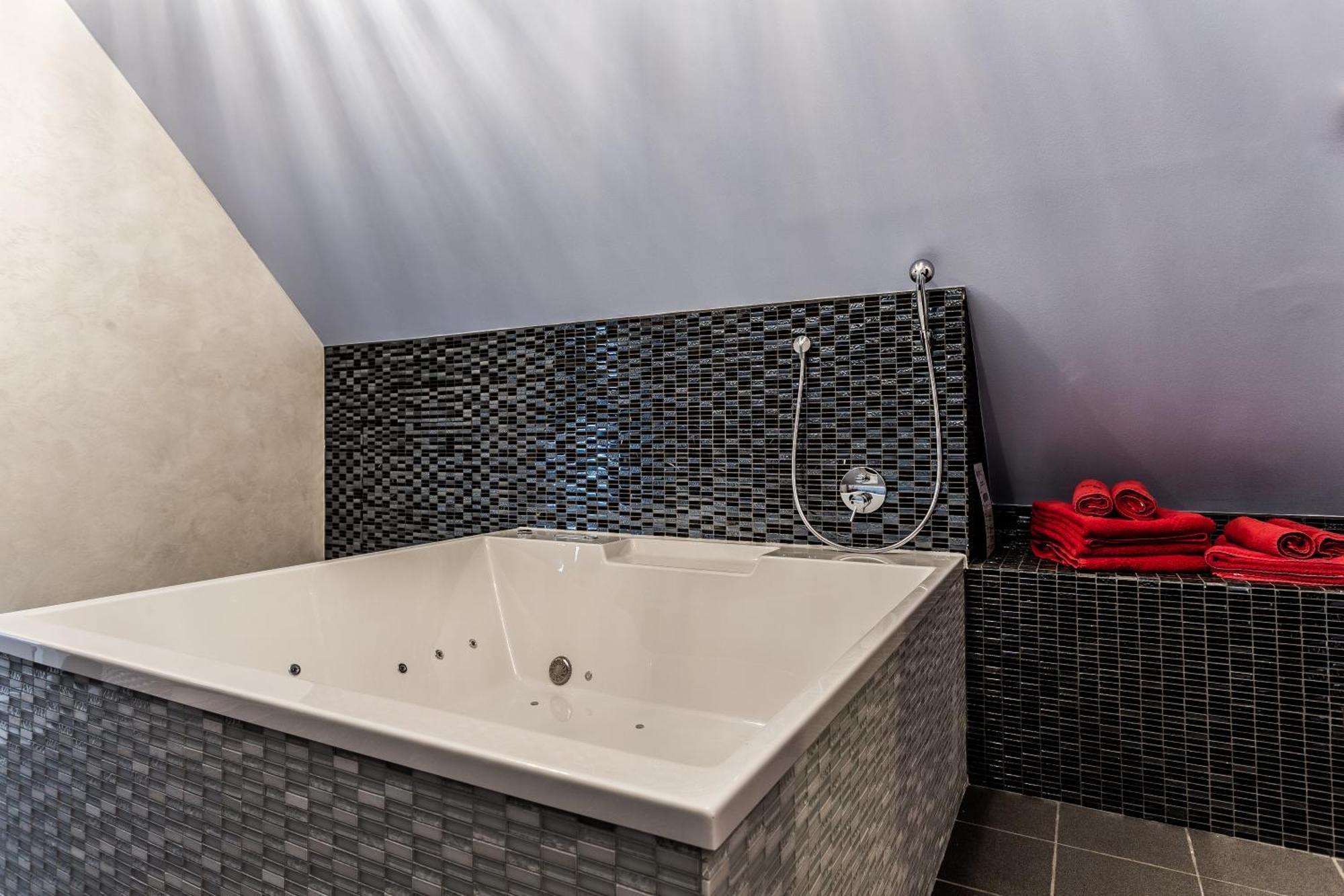 Lustra Stundenhotel - Adults Only Landshut Extérieur photo